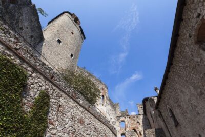 Avio: Avio Castle Entry Ticket - The Castelbarco Family: From Fortress to Feudal Court