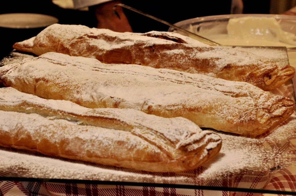 Bolzano: Guided Traditional Food Tour - Drink, water, and pacing: how to make the most of the tastings