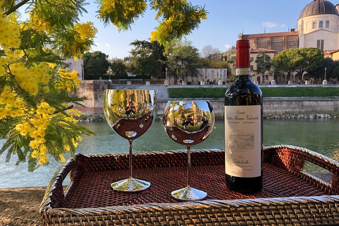 Discover Valpolicella by the River in Verona centre - Starting at Piazza Duomo, 19: where your walk makes sense