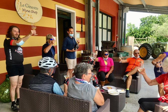 E-Bike Tour and Wine Tasting in Lazise - Why Lazise makes sense for an E-bike and wine morning