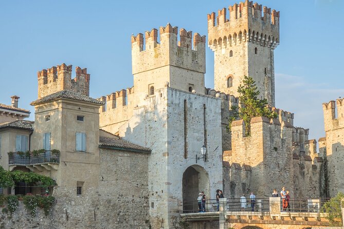Full-day Lake Garda Tour - Who should book this Lake Garda full-day tour