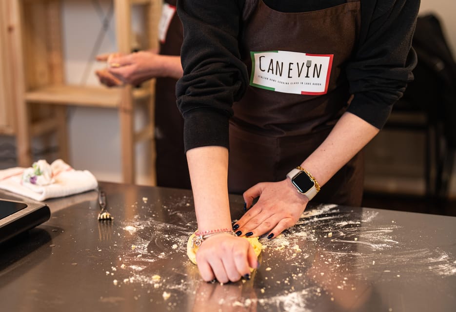 Garda: Cooking Class with Dessert - Welcome, kitchen setup, and what you’ll actually cook