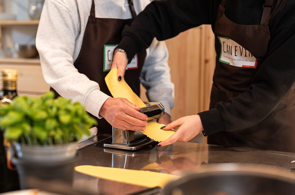 Garda: Cooking Class with Dessert - Finding the meeting spot without stress