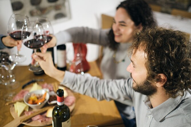 Guided Food Tour with Wine Tasting in Verona - Meet at Redoro and get your bearings fast