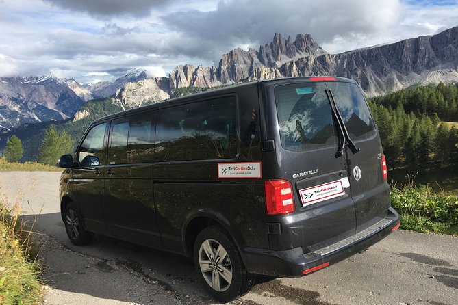 Heart of the Dolomites starting from Cortina d'Ampezzo - San Cassiano in Alta Badia valley: a real village break