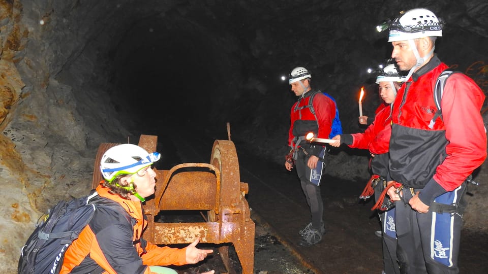 Ötztal: Guided Cave Tour for Beginners - What’s included, what’s not, and how photos work