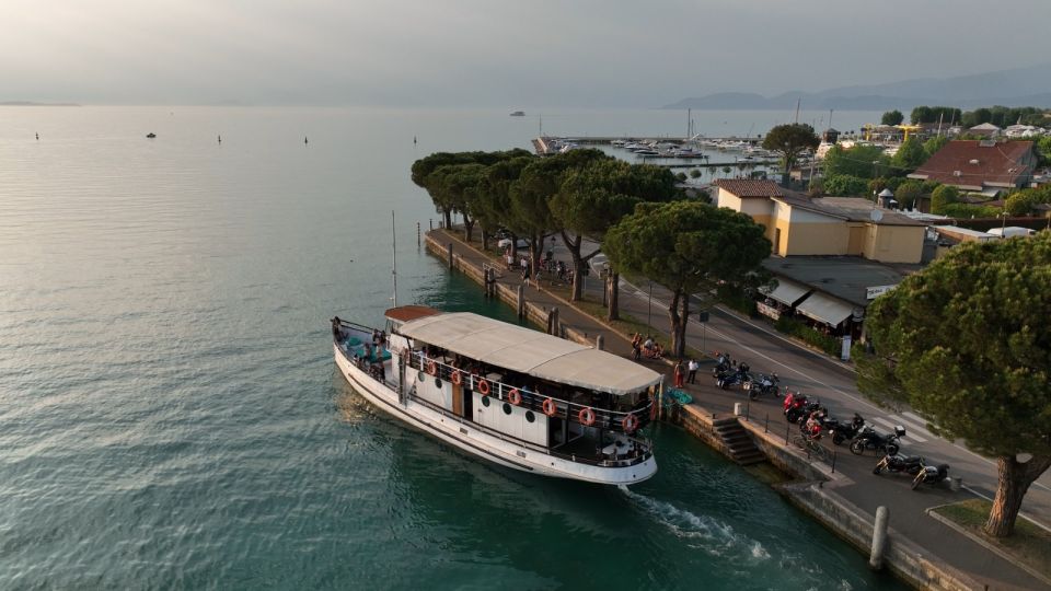 Peschiera: Afternoon Boat Trip to Sirmione with Swim Stop - Finding the boat: Hotel al Fiore is your landmark