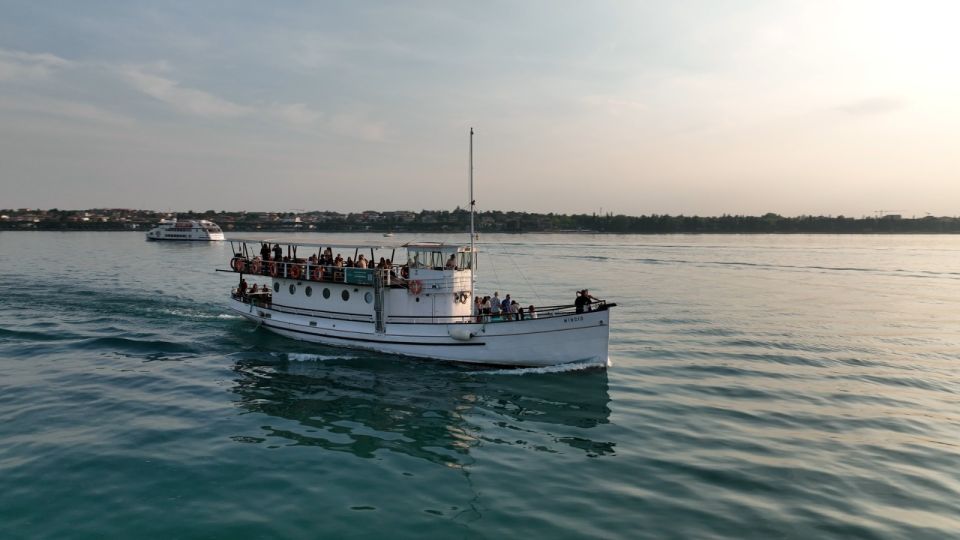 Peschiera: Half-Day Lake Garda Cruise with Lunch - Should You Book This Peschiera Lake Garda Half-Day Cruise?