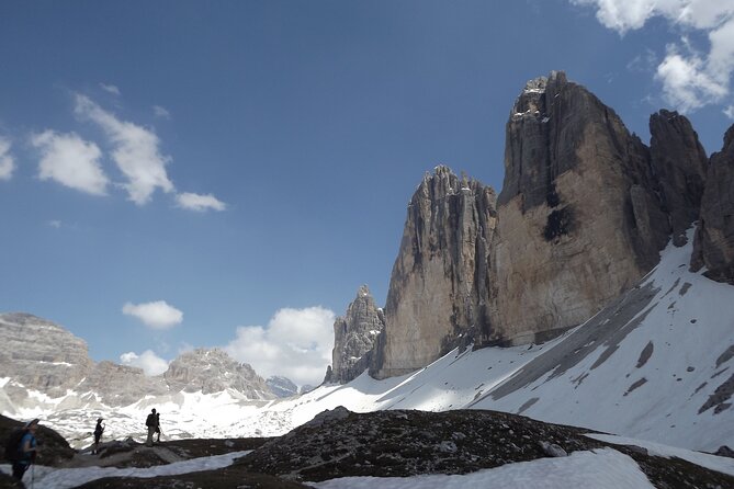 Private Guided Hike to Tre Cime di Lavaredo - Refusio pauses, cash, and how to plan your break