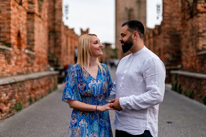 Romantic Photoshooting in Verona - Price and Value: $178.84 Per Group (Up to 10)