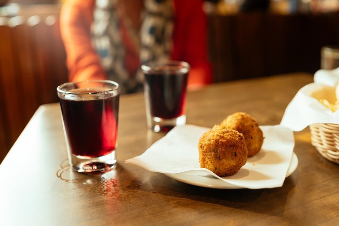 The 10 Tastings of Verona With Locals: Private Food Tour - Starting at Corso Porta Borsari: the private pacing that makes Verona feel smaller