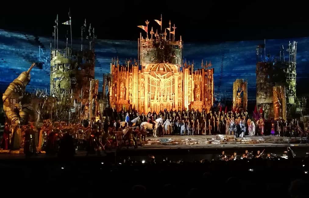 Verona: Arena di Verona Opera Ticket - Timing that matters: 9:00 to 9:30 PM starts and a long evening