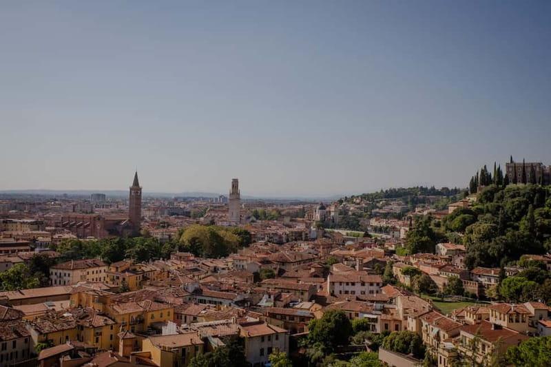 Verona: City E-Bike Tour with Lunch - Passing villas, churches, and vineyards: what you notice when you’re moving
