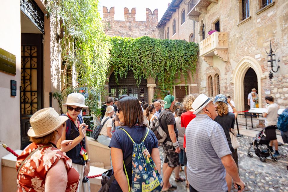 Verona: City Highlights & Street Food Walking Tour - Juliet’s House: balcony photos and the quiet thrill of the story