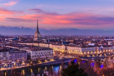 Verona: Custom Private Tour with a Local Guide - Pickup in Verona: Start Easy, Not Hectic