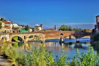 Verona: Highlights and Hidden Gems Walking Tour - Where You’ll Meet and How the Tour Starts Smoothly