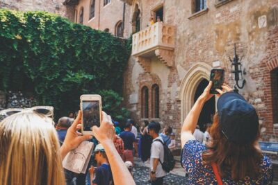 Verona Highlights Walking Tour in Small-group - The Roman Arena: Seeing AD 30 Up Close