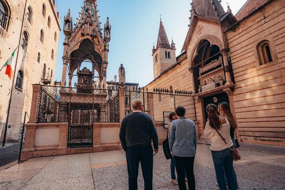 Verona: Highlights Walking Tour with Arena Priority Access - Verona Arena Time: Roman Architecture and Gladiator Stories
