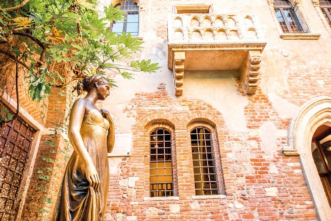 Verona Walking Tour with Audio and Written Guide by a Local - Stop-by-stop: how the route feels on foot