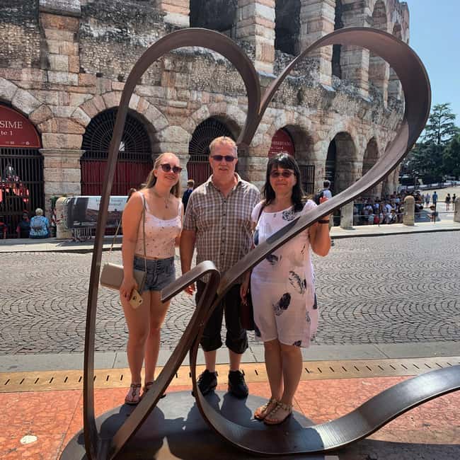 Welcome to Verona: Private Walking Tour with a Local - Starting in the right place: from your door to the streets of Verona